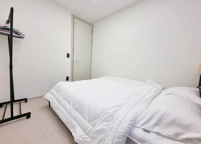 Luxury Terrace House 別墅